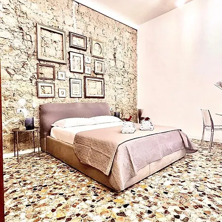 Lejlighed La Di Marco Napoli